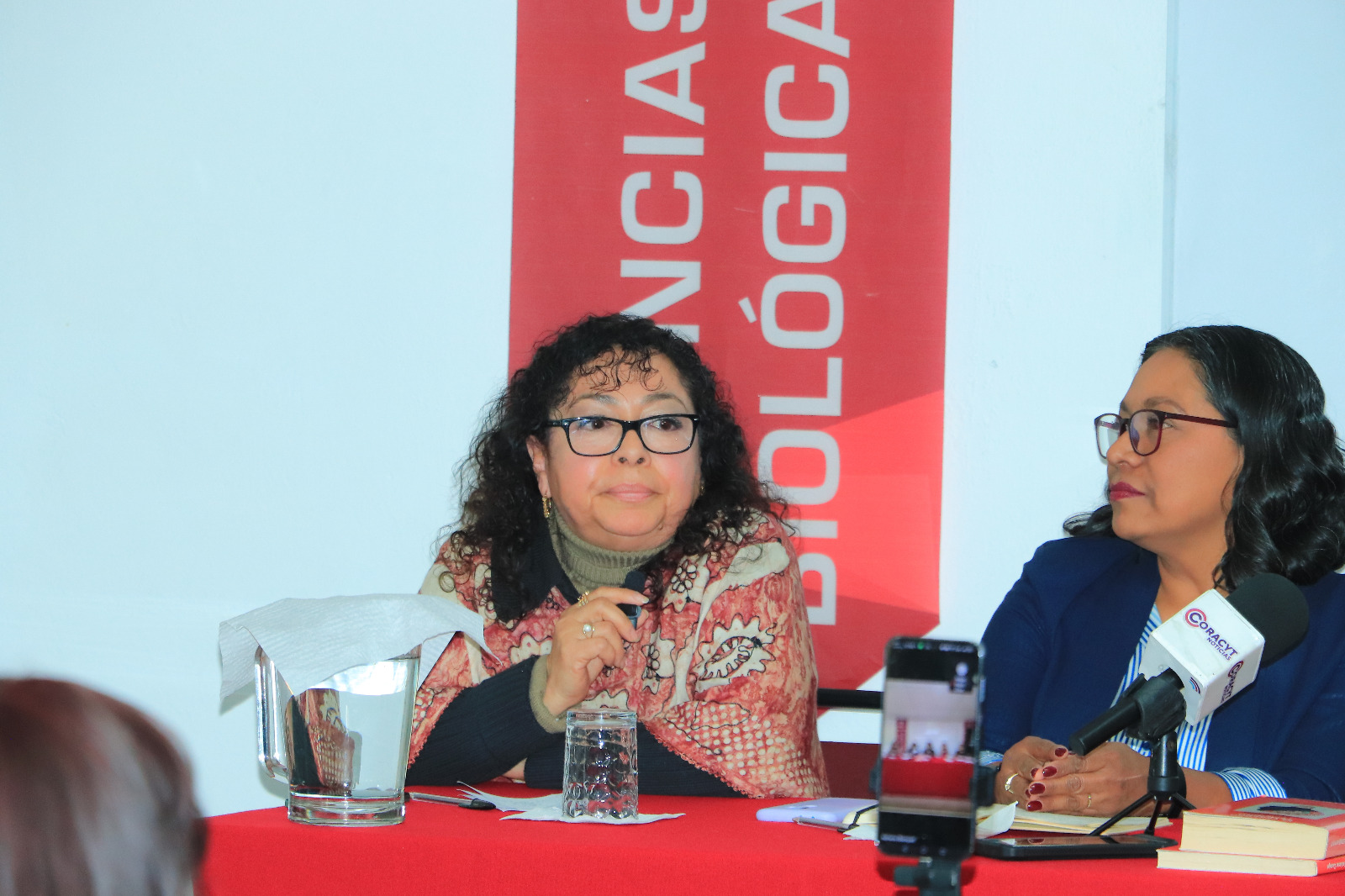 Necesario fortalecer grupos interinstitucionales para formar nuevos cuadros: Investigadoras en la UATx